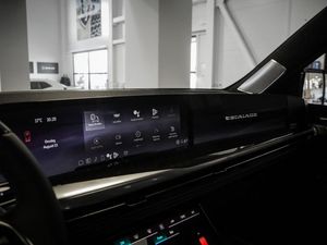 Cadillac ESCALADE bild 12