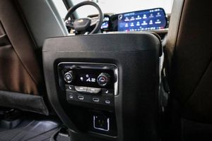 Chevrolet Tahoe bild 30