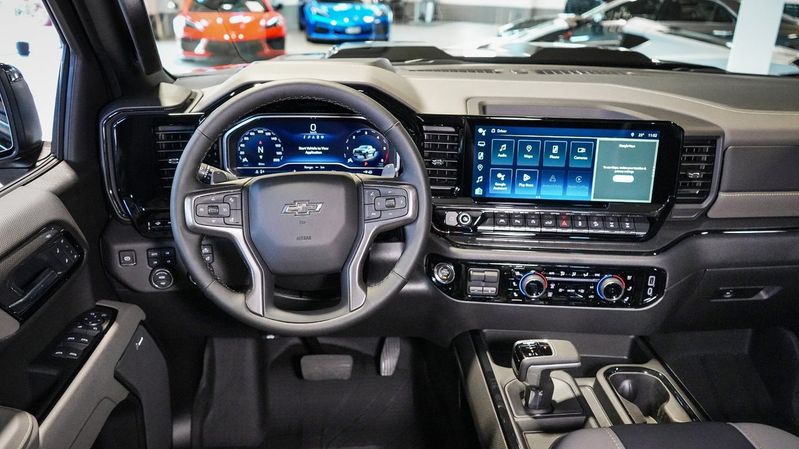 Chevrolet Silverado bild 24