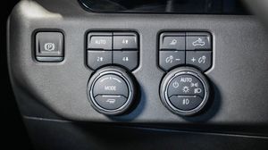 Chevrolet Silverado bild 28