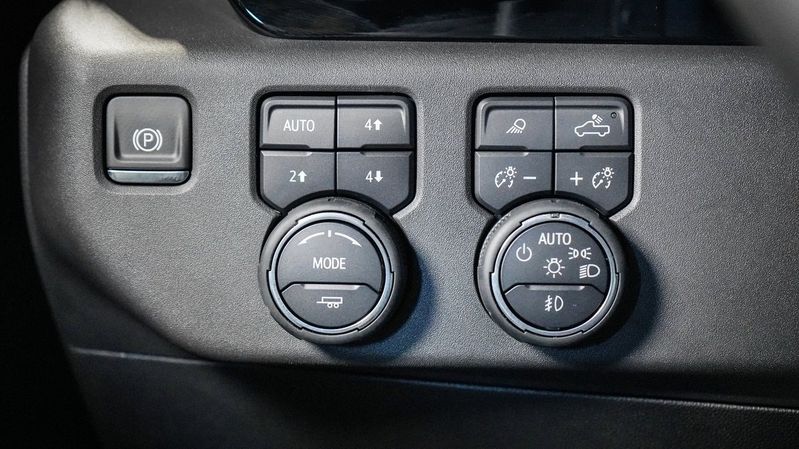 Chevrolet Silverado bild 28