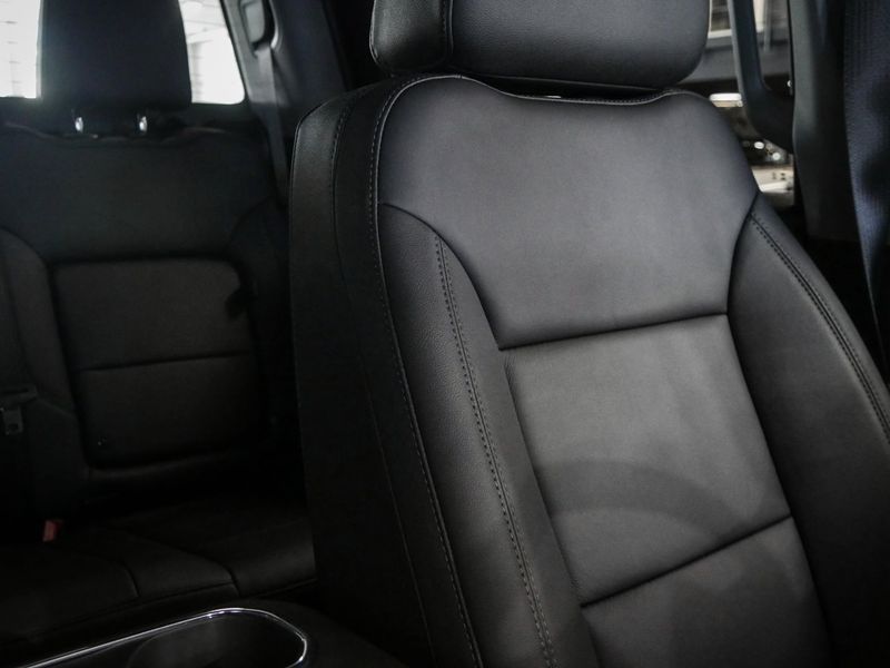 Chevrolet Silverado bild 28
