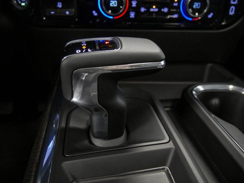 Chevrolet Silverado bild 23