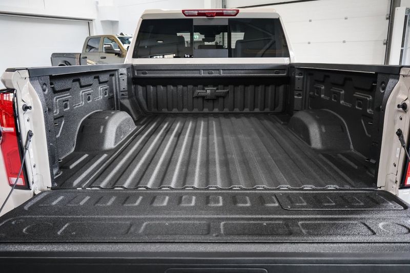 Chevrolet Silverado bild 13