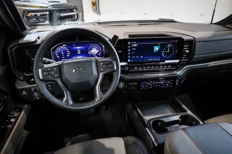 Chevrolet Silverado bild 17