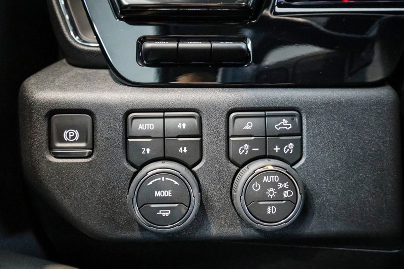 Chevrolet Silverado bild 32