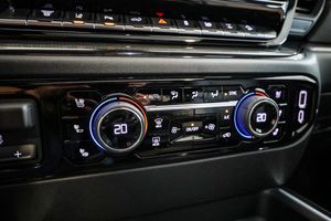 Chevrolet Silverado bild 27