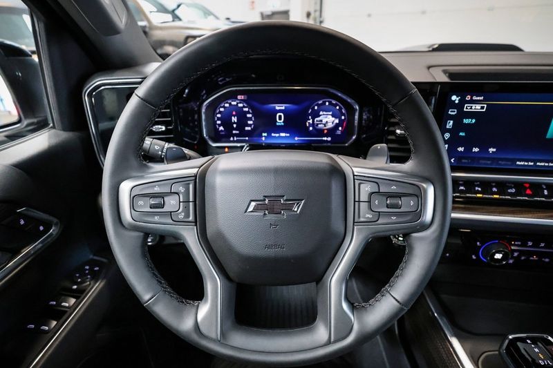 Chevrolet Silverado bild 24