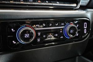 Chevrolet Silverado bild 32