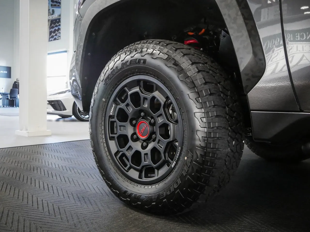 Vehicle image 9