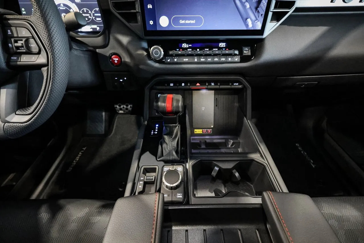Vehicle image 24