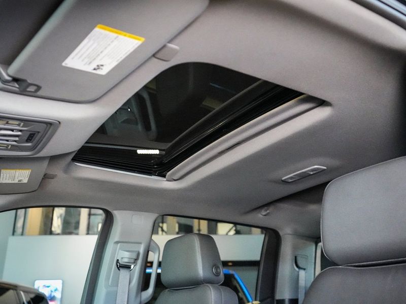 Chevrolet Silverado bild 10