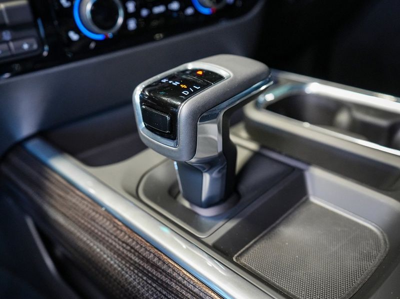 Chevrolet Silverado bild 14