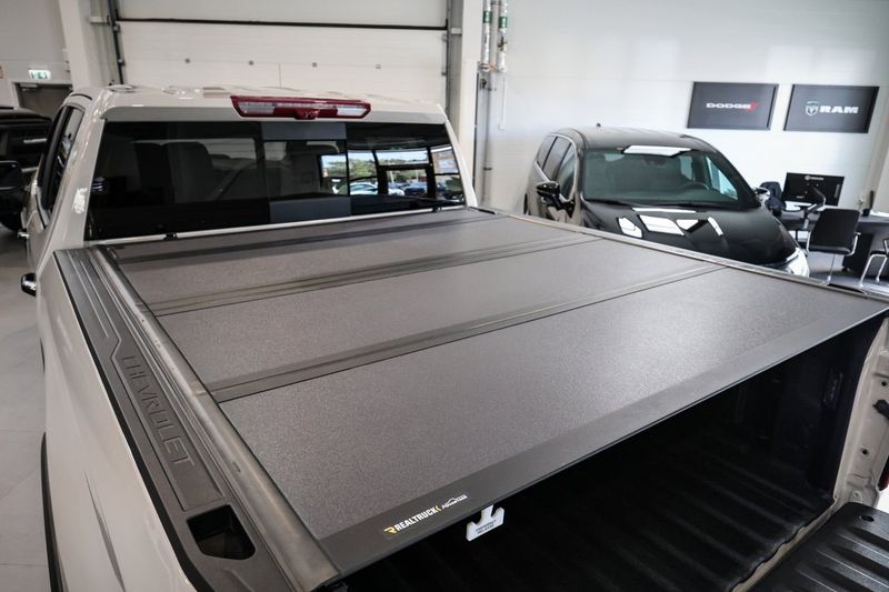 Chevrolet Silverado bild 16