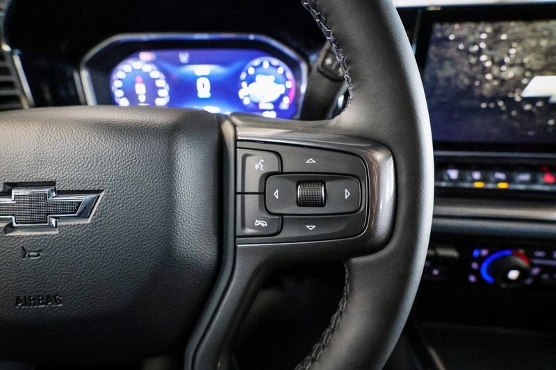 Chevrolet Silverado bild 24
