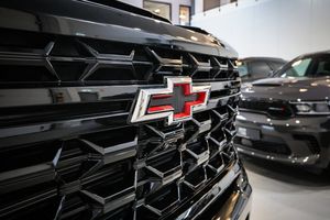 Chevrolet Silverado bild 16