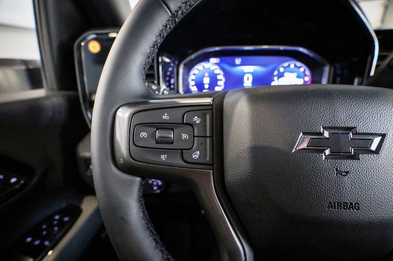 Chevrolet Silverado bild 23