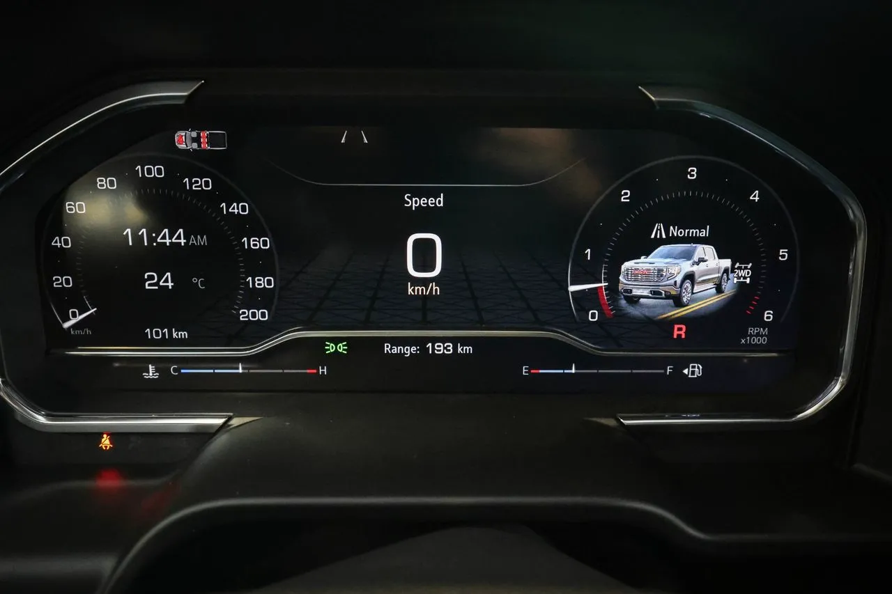 Vehicle image 33