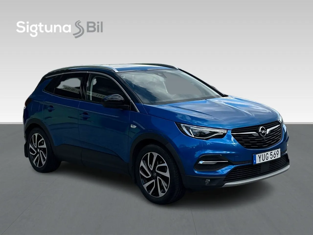 Vehicle image 7