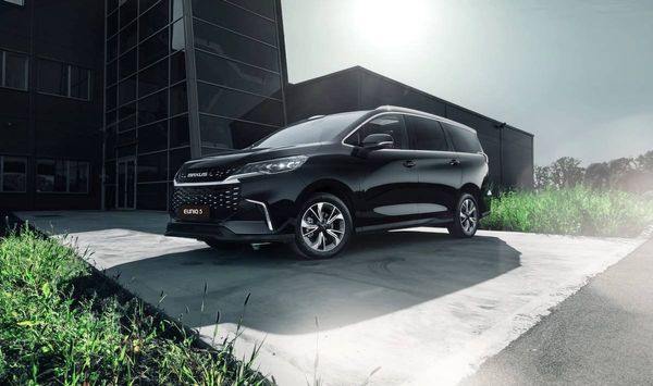 Maxus Euniq 5 36 MILS RÄCKVIDD / 70 kWh Batteri - 2026