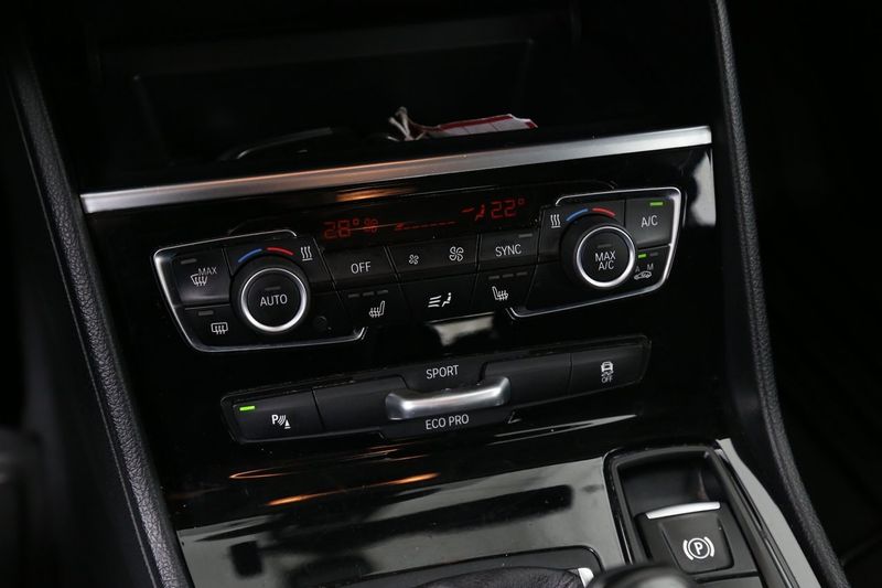 BMW 218 bild 14