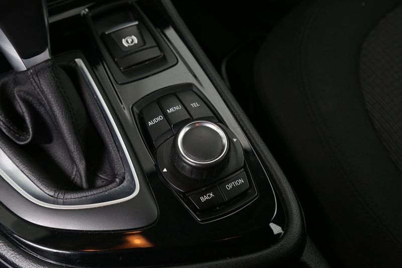 BMW 218 bild 15
