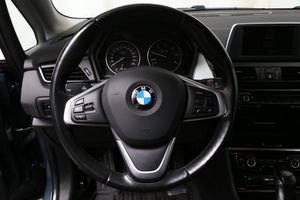 BMW 218 bild 9