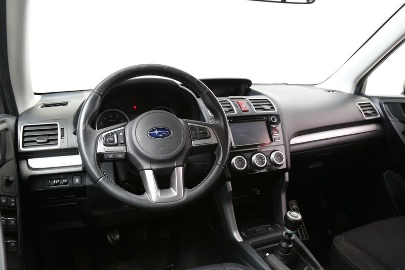 Subaru Forester bild 14