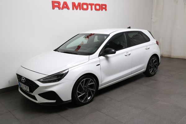 Hyundai i30 1,5 T-GDI MHEV 159hk N-Line Aut Kamera CarPlay Keyless - 2021