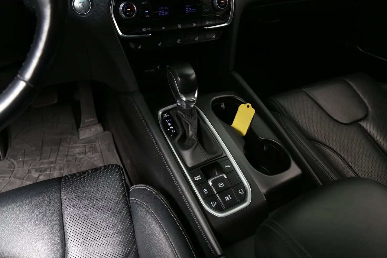 Vehicle image 22