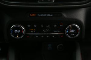 Ford Kuga bild 22