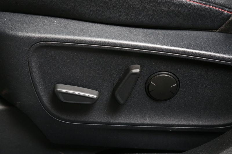 Ford Kuga bild 14