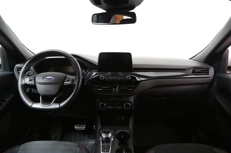 Ford Kuga bild 17