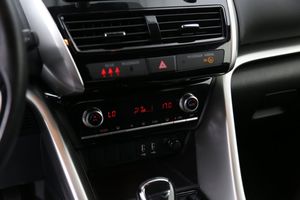 Mitsubishi Eclipse Cross bild 23