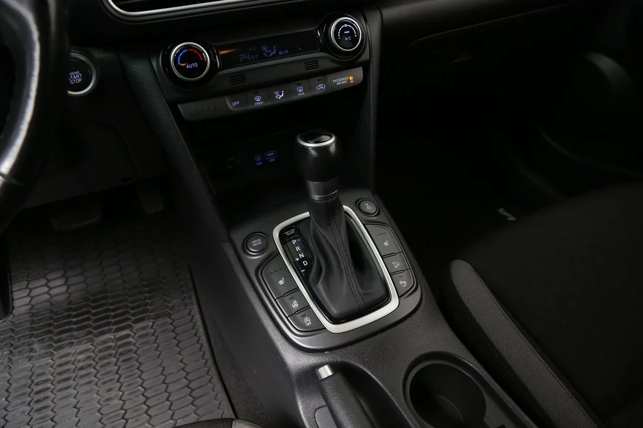 Vehicle image 21