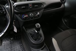 Hyundai i10 bild 19