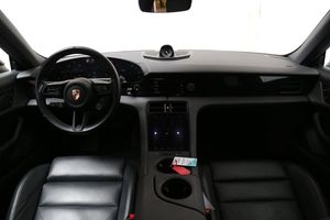 Porsche Taycan bild 12