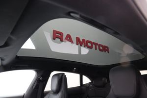 Porsche Taycan bild 28