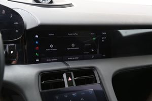 Porsche Taycan bild 17