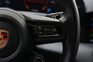 Porsche Taycan bild 22