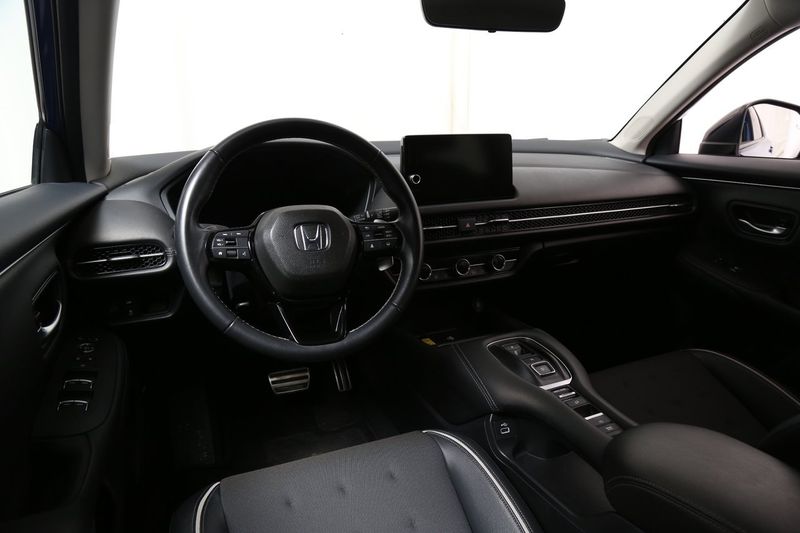 Honda ZR-V bild 9