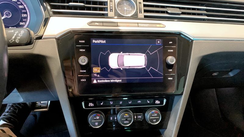 Volkswagen Passat bild 10