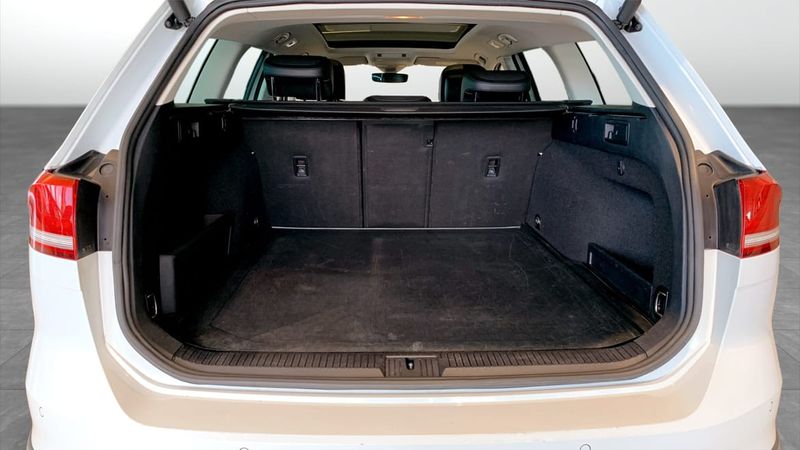 Volkswagen Passat bild 13