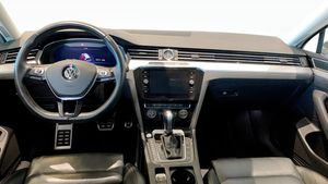 Volkswagen Passat bild 11