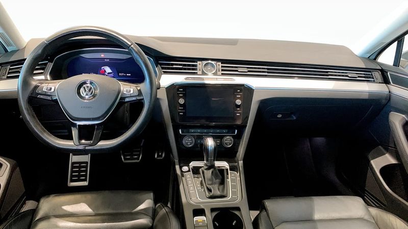 Volkswagen Passat bild 11
