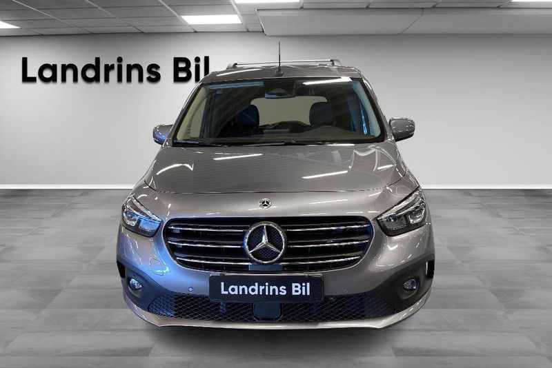 Mercedes T180 bild 2