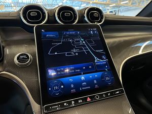 Mercedes GLC300 bild 17