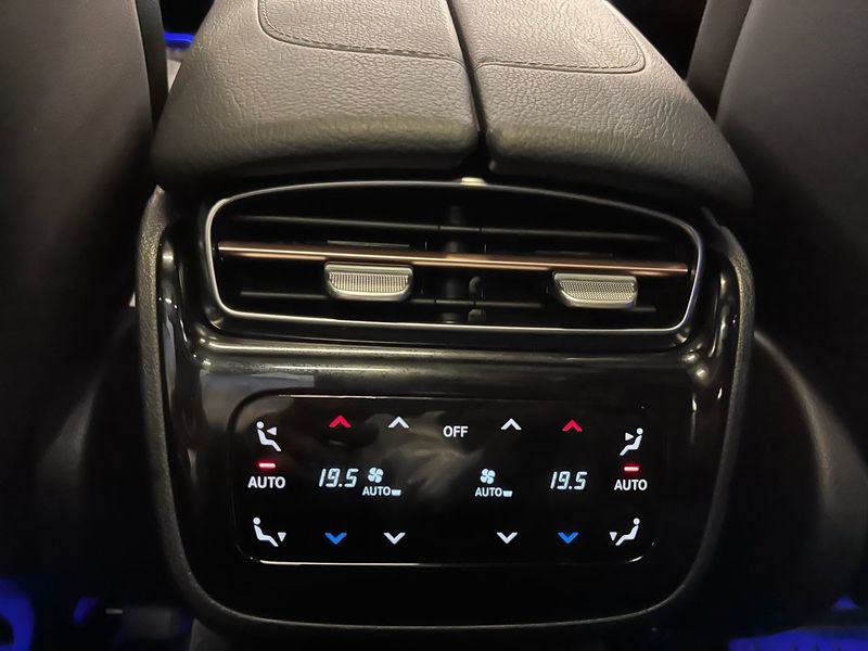 Mercedes EQE300 bild 14