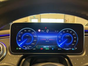 Mercedes EQE300 bild 11