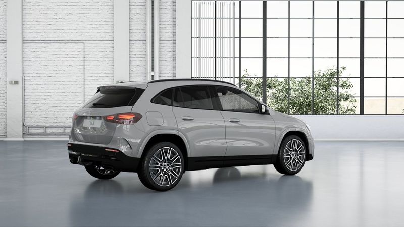 Mercedes GLA250 bild 18